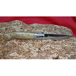 Coltello con manicatura in acetato di cellulosa 